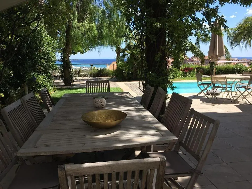 Le Clos D'Azur Cannes 0*,